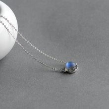 Load image into Gallery viewer, Aurora pendant necklace
