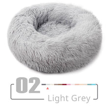 Load image into Gallery viewer, Warm &amp; Calming Portable Pet Bed
